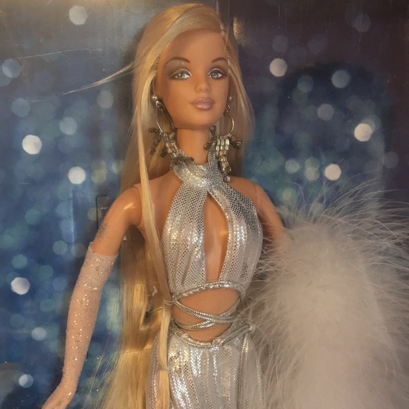Barbie Diva Collection Gone Platinum - Picture 2 of 6